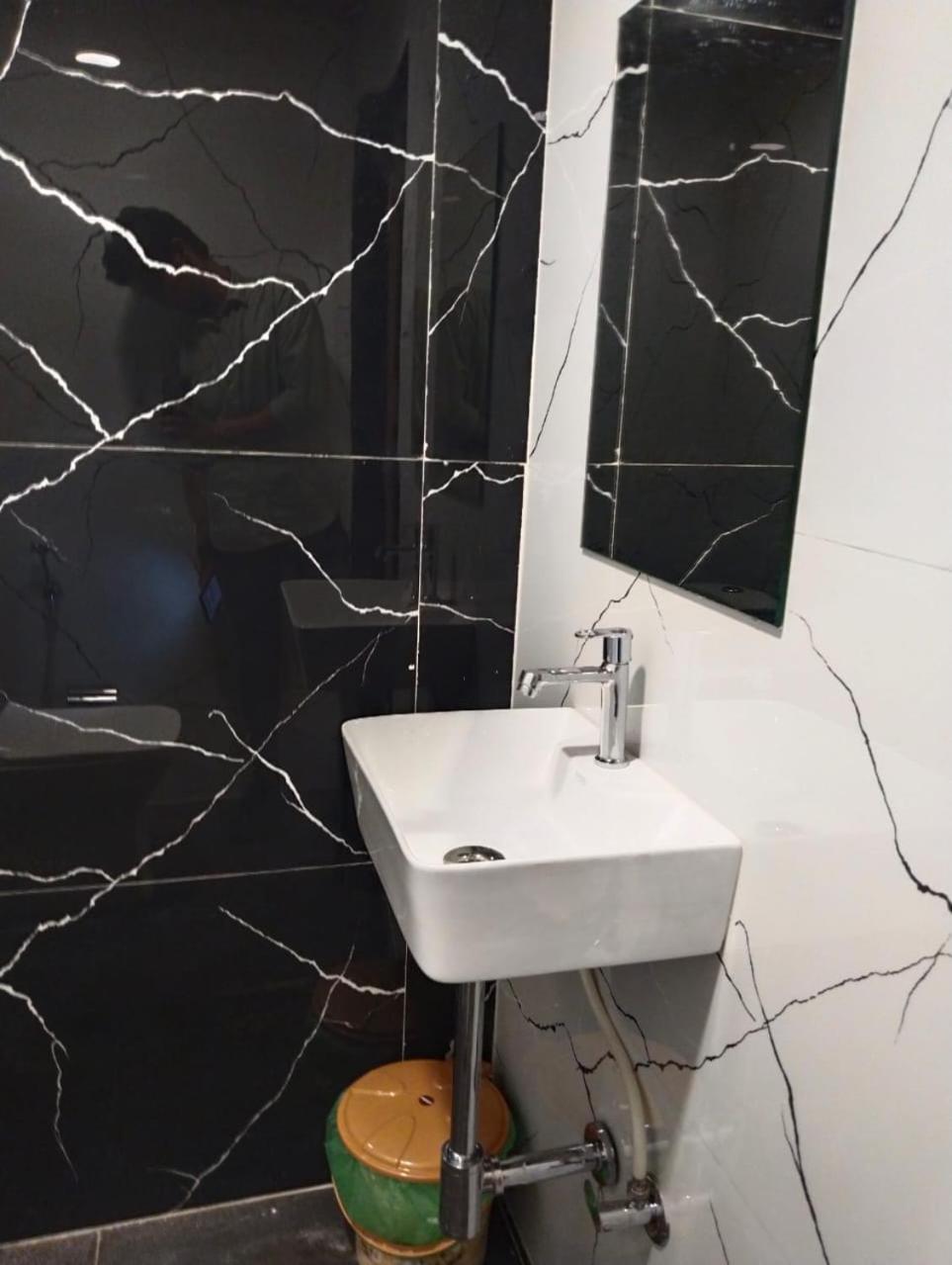 145 Enclave Hotel